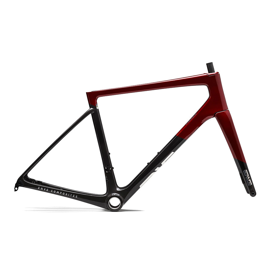 MELEE - Iconic Red