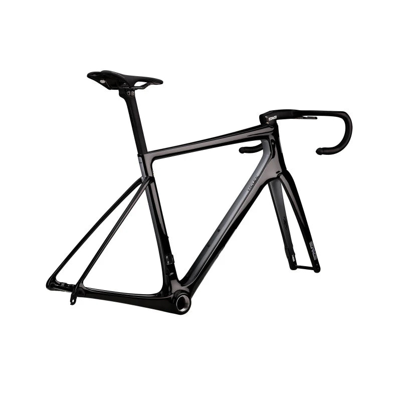 MELEE - Gloss Black