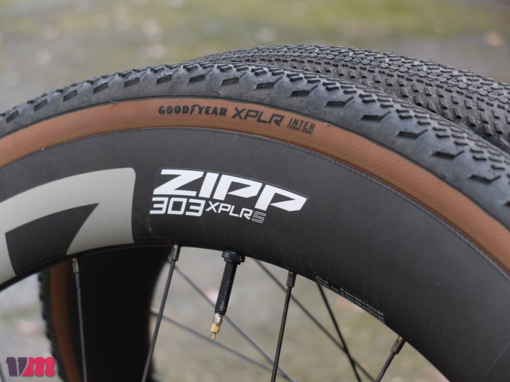 303 XPLR S