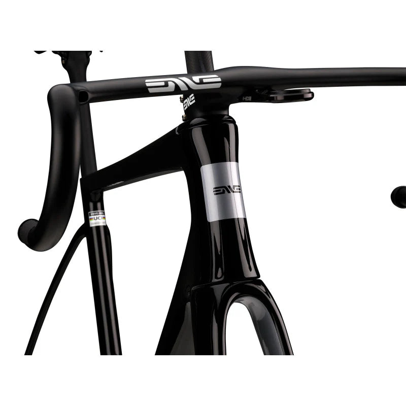 MELEE - Gloss Black