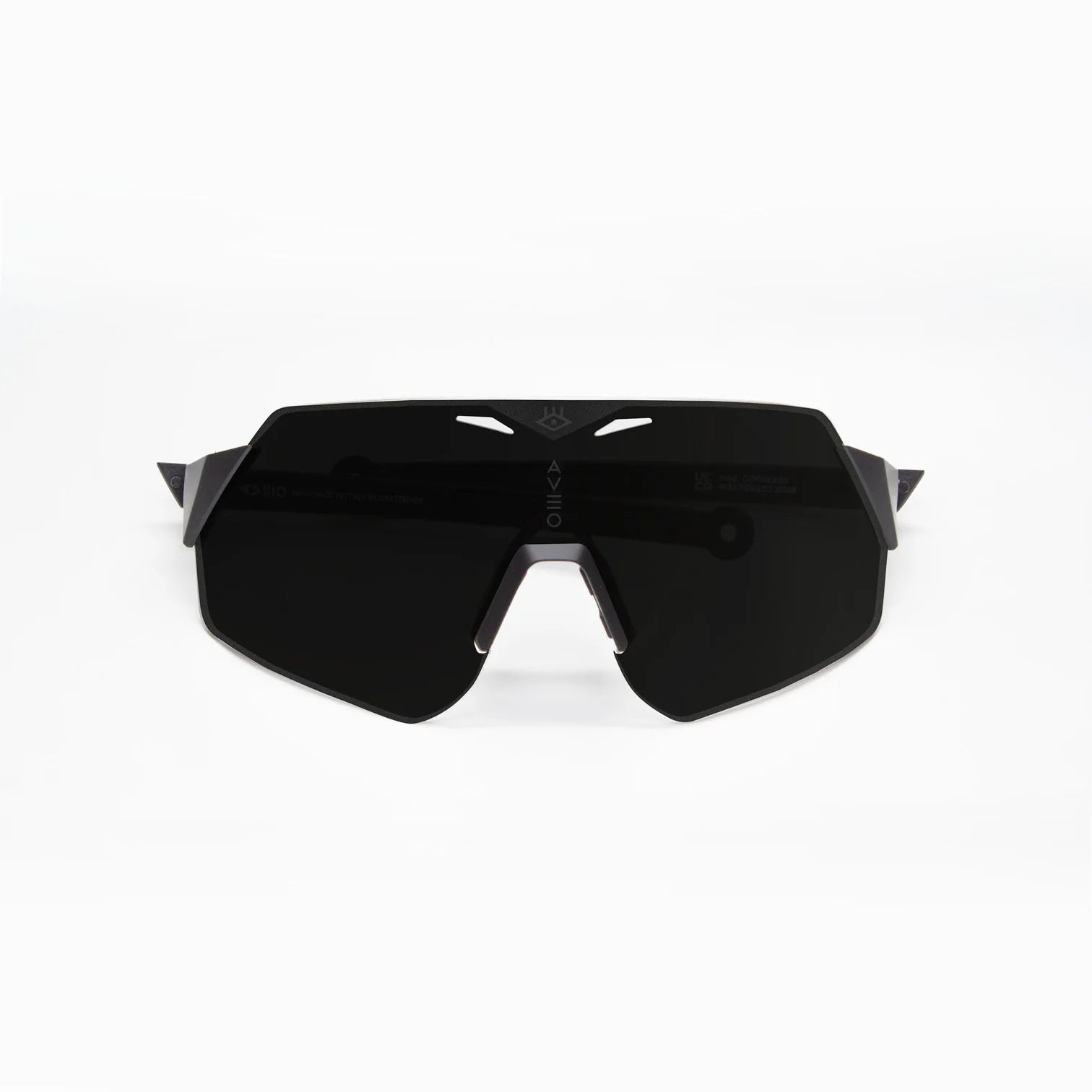 Cornea Black