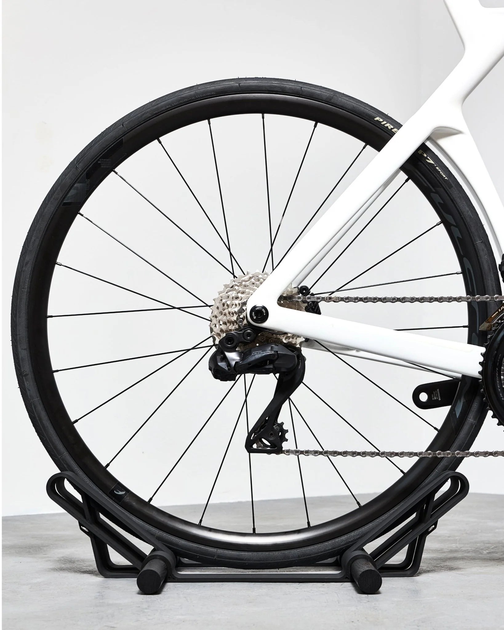 Minimal Floor Stand