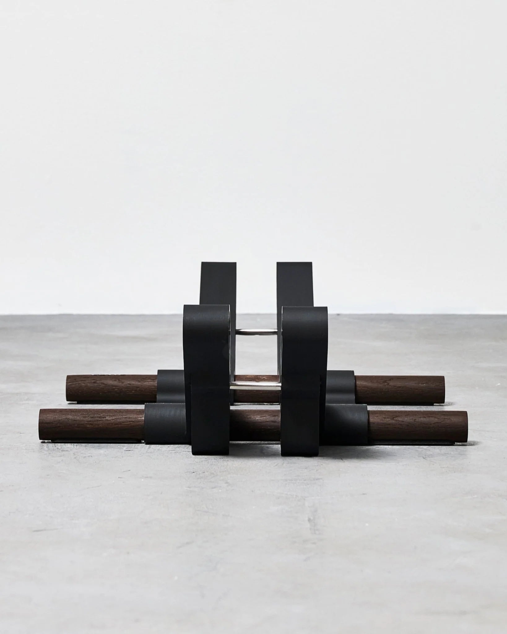 Minimal Floor Stand